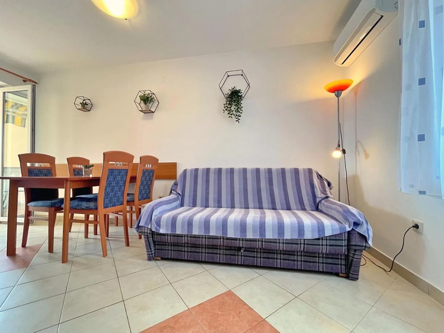 Villa Tiha Lili Šilo 4*,  Chorwacja